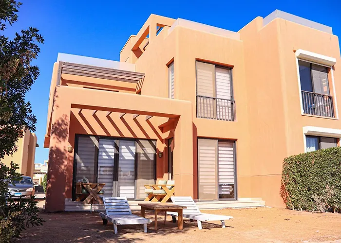 Astounding 3bdr Tawila Pool Front Haroun House فيلة