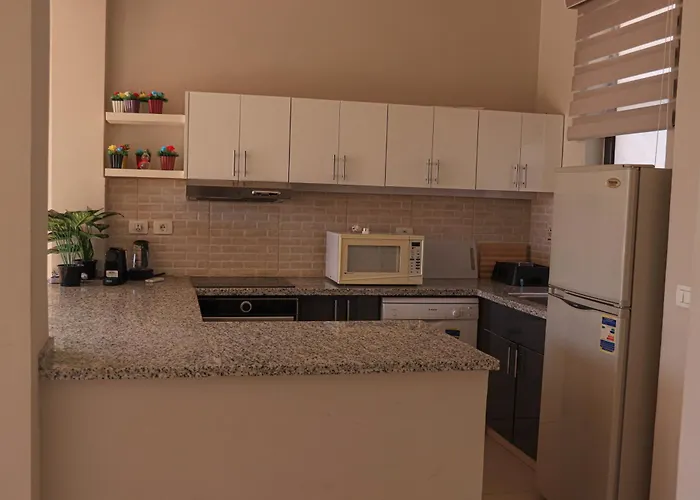 Astounding 3bdr Tawila Pool Front Haroun House فيلة